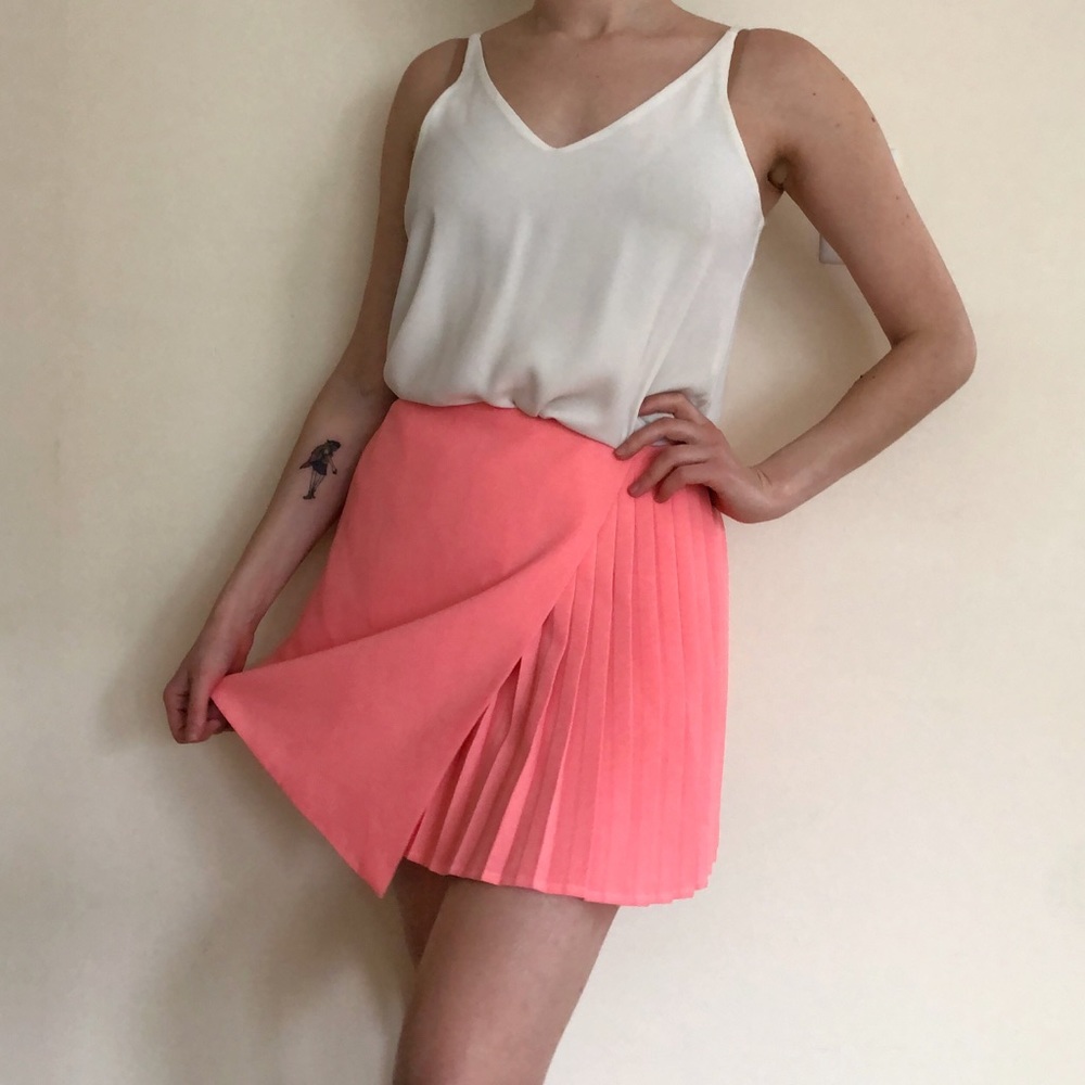 Topshop Coral Asymmetrical Mini-Skirt - Picture 2 of 11